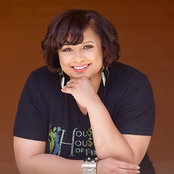 Toni Sanders's photo