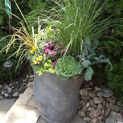 Decorative planters - Outdoor Products
