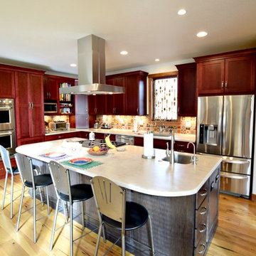 Yates Street - Traditional Kitchen
