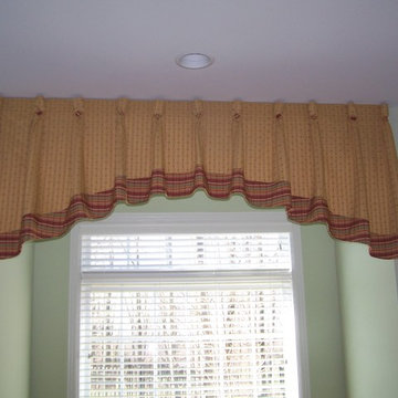 Pleated Valance