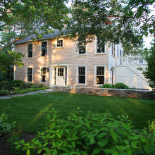 Saltbox house