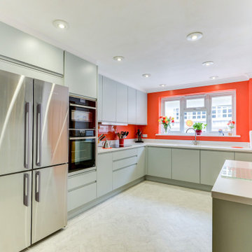 Ultramodern British Kitchen in Ferring, West Sussex