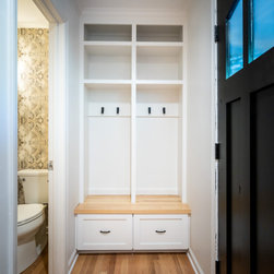Sedgefield - Display And Wall Shelves 