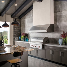 outdoor kitchen