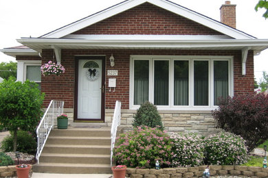 Traditional exterior home idea in Chicago
