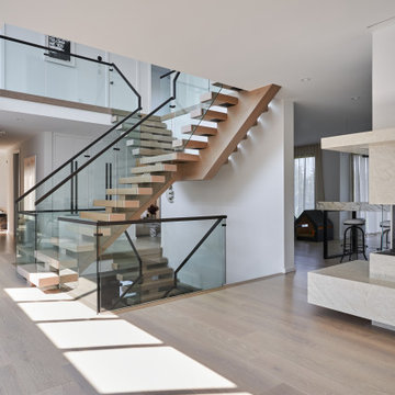 Luxe Estate Home in Devil's Elbow Markham