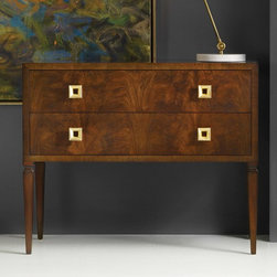 MH -Avignon Commode - Products