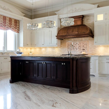CUSTOM ESTATE