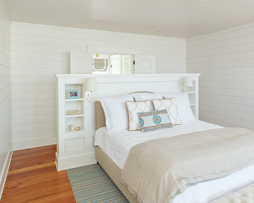 Bed In Middle Of Room | Houzz