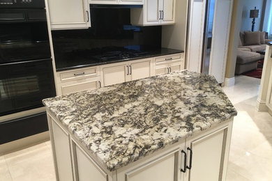 Elegant kitchen photo in Orange County