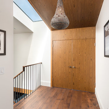 Upper Noe House