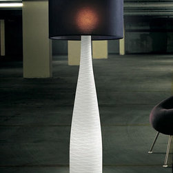 CLASS PLUS FLOOR LAMP BY ITRE LIGHT - Floor Lamps