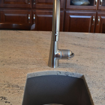 Dow Road, Kitchen