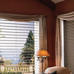 Hunter Douglas Reveal&trade; with MagnaView&trade; - Window Blinds