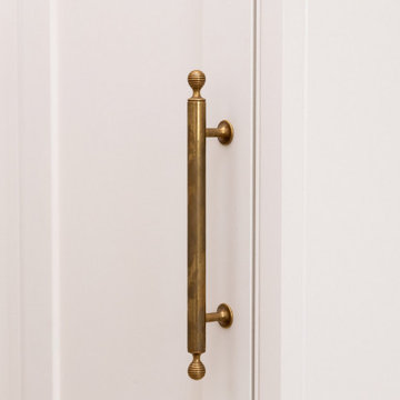 Classic In-Frame Shaker Beaded Front Frame Bootility - Cuffley