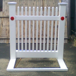 Vinyl Road Barrier with Reflectors - Home Fencing And Gates