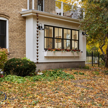 1892 Porch Remodel Protects Architectural Integrity