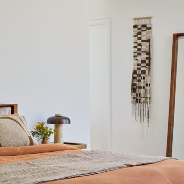 Australian Minimalist Ground-Up