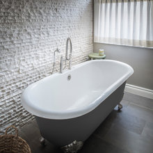 Lindville bathroom