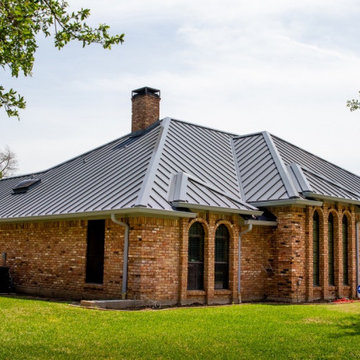 Standing seam metal roof