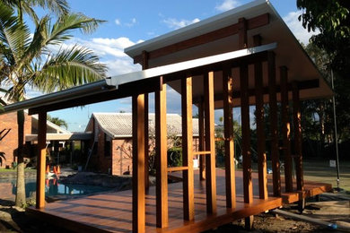 Design ideas for a contemporary verandah in Brisbane.