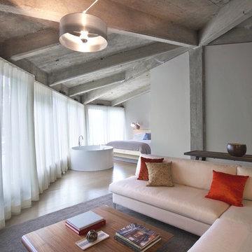 New York: Penthouse in Round House Beacon