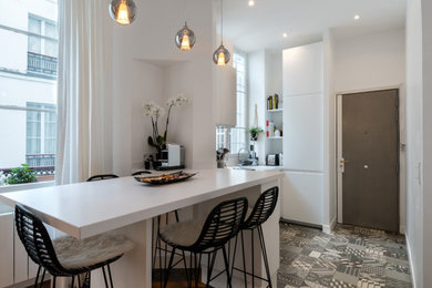 Réalisation d'une cuisine design.