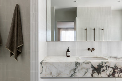 Design ideas for a modern bathroom in Perth.