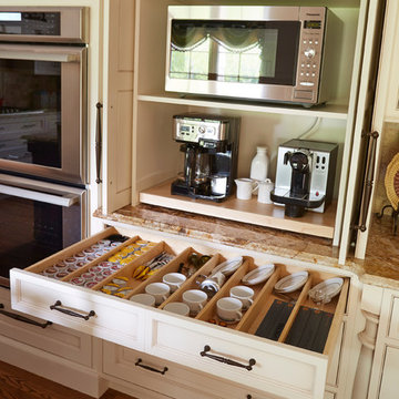 Kitchen & Bathroom