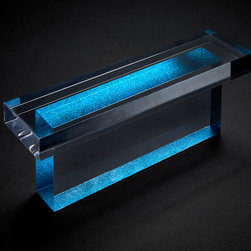 Luminous Finish Coats&reg; Technique on Acrylic Furniture. - Living Room Furniture