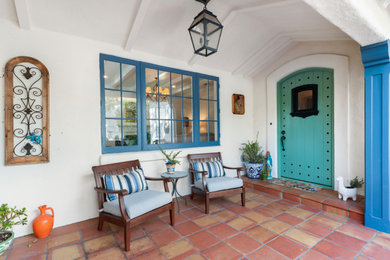 Transitional entryway photo in San Diego