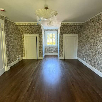 Classic Floral Wallpaper Installation