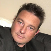 Simon Menegazzo's photo
