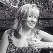 Elizabeth Williamson's photo