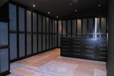 Inspiration for a contemporary closet remodel in Las Vegas
