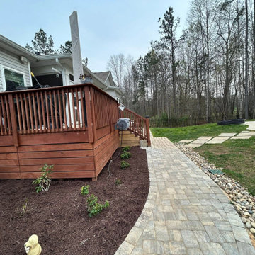 Custom Turf Landscape Area with Stone Border