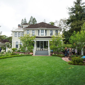 Gamble Garden Spring Tour 2014: 334 Lincoln