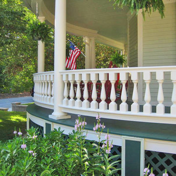 Curved Porch Railing in Putnam, CT