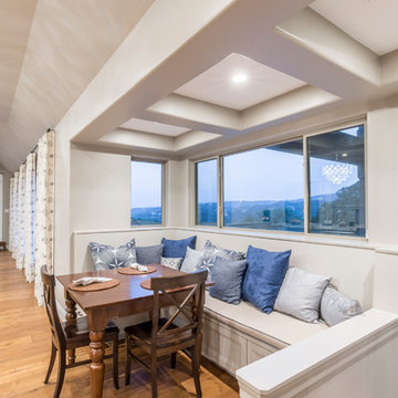 Kitchen Banquette