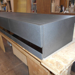 フロートテレビボード。ゲーム収納子供対応型が完成 - 家具