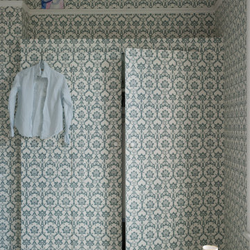 Interesting Ways with Wallpaper