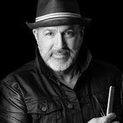 Gregory Hinshaw's photo