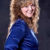 Karen Fox's photo