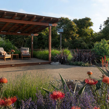 Santa Paula Garden