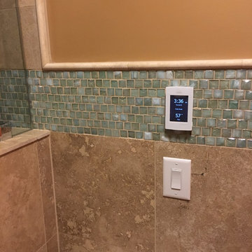 Midland - Transitional Bathroom