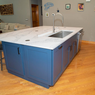 Modern Kitchen with Pop-Up Outlet!