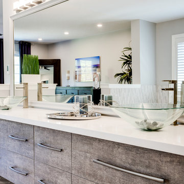Oakville Master Suite
