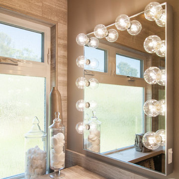 RED ROCK | Master Bathroom