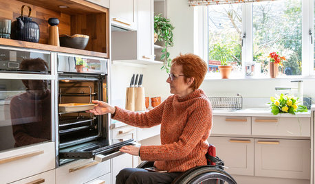 Nella Nuova Cucina, Sue Può Fare Tutto Anche in Sedia a Rotelle
