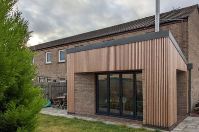 This is an example of a contemporary exterior in Edinburgh.